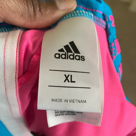 Graphic Crisscross One-Piece Swimsu… - Picture 6 of 6